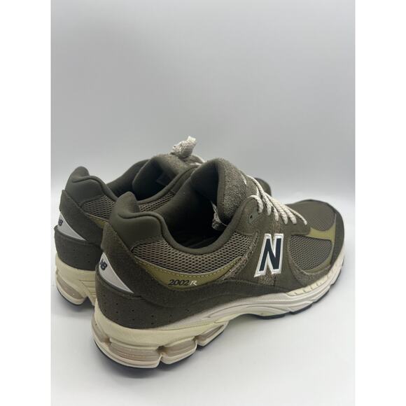 New Balance 2002R Olive/Khaki M2002RZD Men's Sneakers Size 11 - Picture 8 of 12